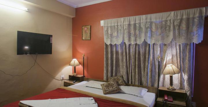 Hotel Ankur Plaza Nainital Bagian luar foto